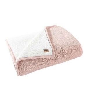 UGG | Bedding | Ugg Melange Classic 